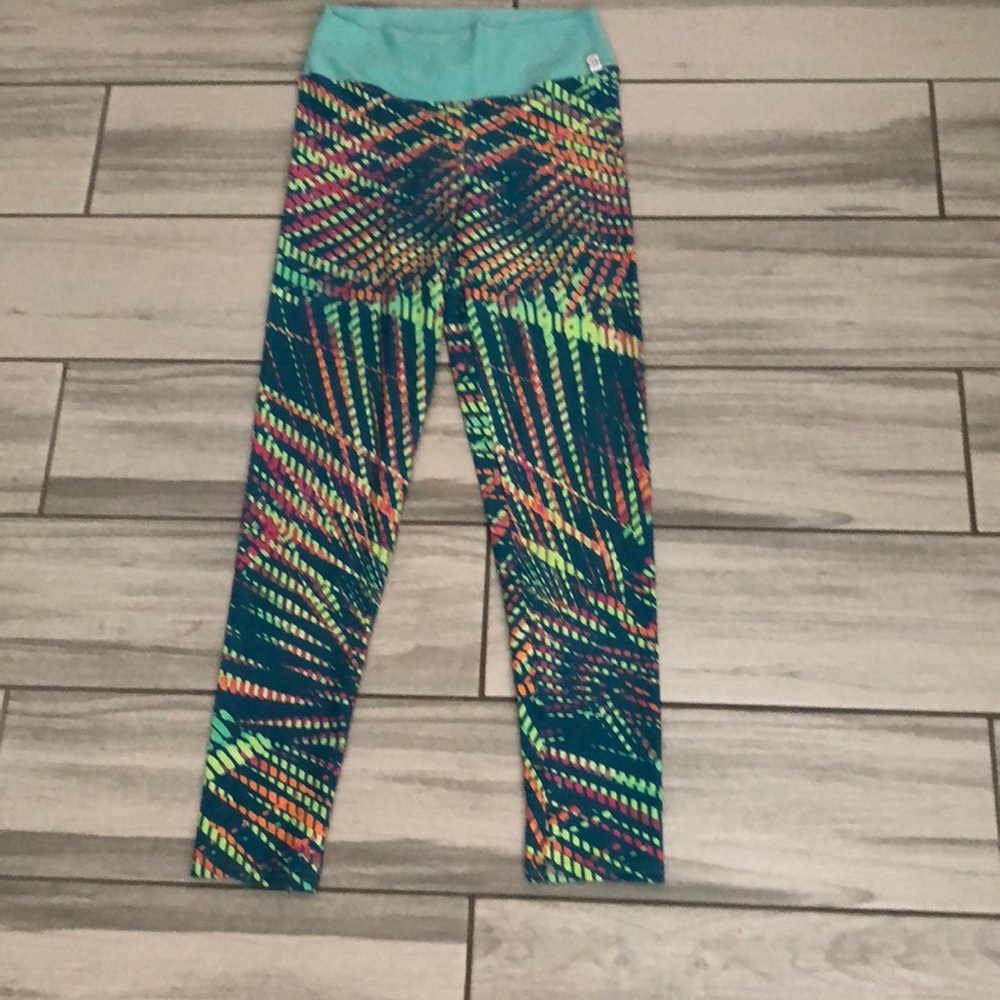 ❤️3X20 Multi Color Stretch Activewear Leggings | XS